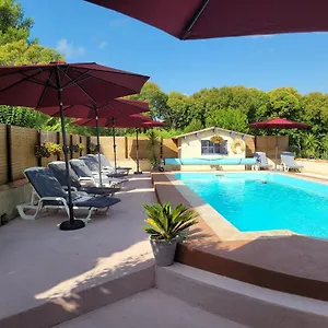 Mas D'alivon Guest house Arles